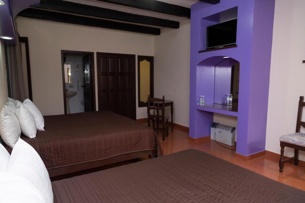 Hotel D'Monica San Cristóbal de Las Casas Exteriör bild