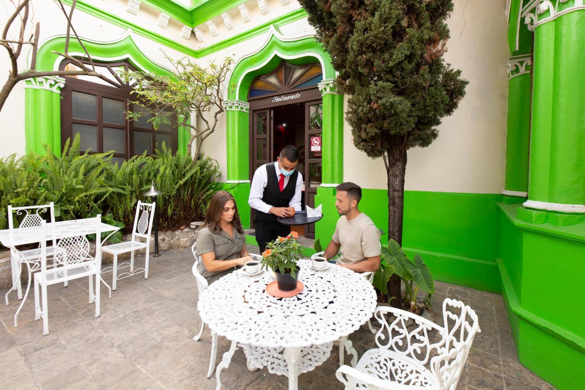 Hotel D'Monica San Cristóbal de Las Casas Exteriör bild