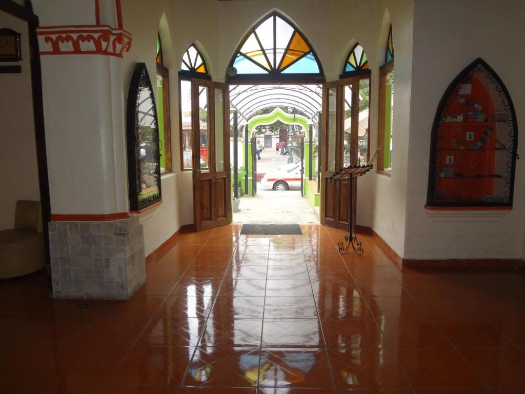 Hotel D'Monica San Cristóbal de Las Casas Exteriör bild